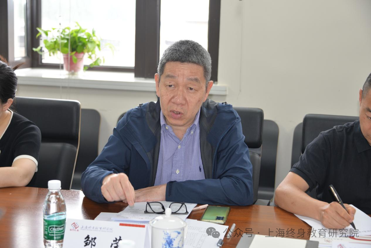 ac6bf738f1bdcddaf1cb8e1fb1da1dda.jpg 图片